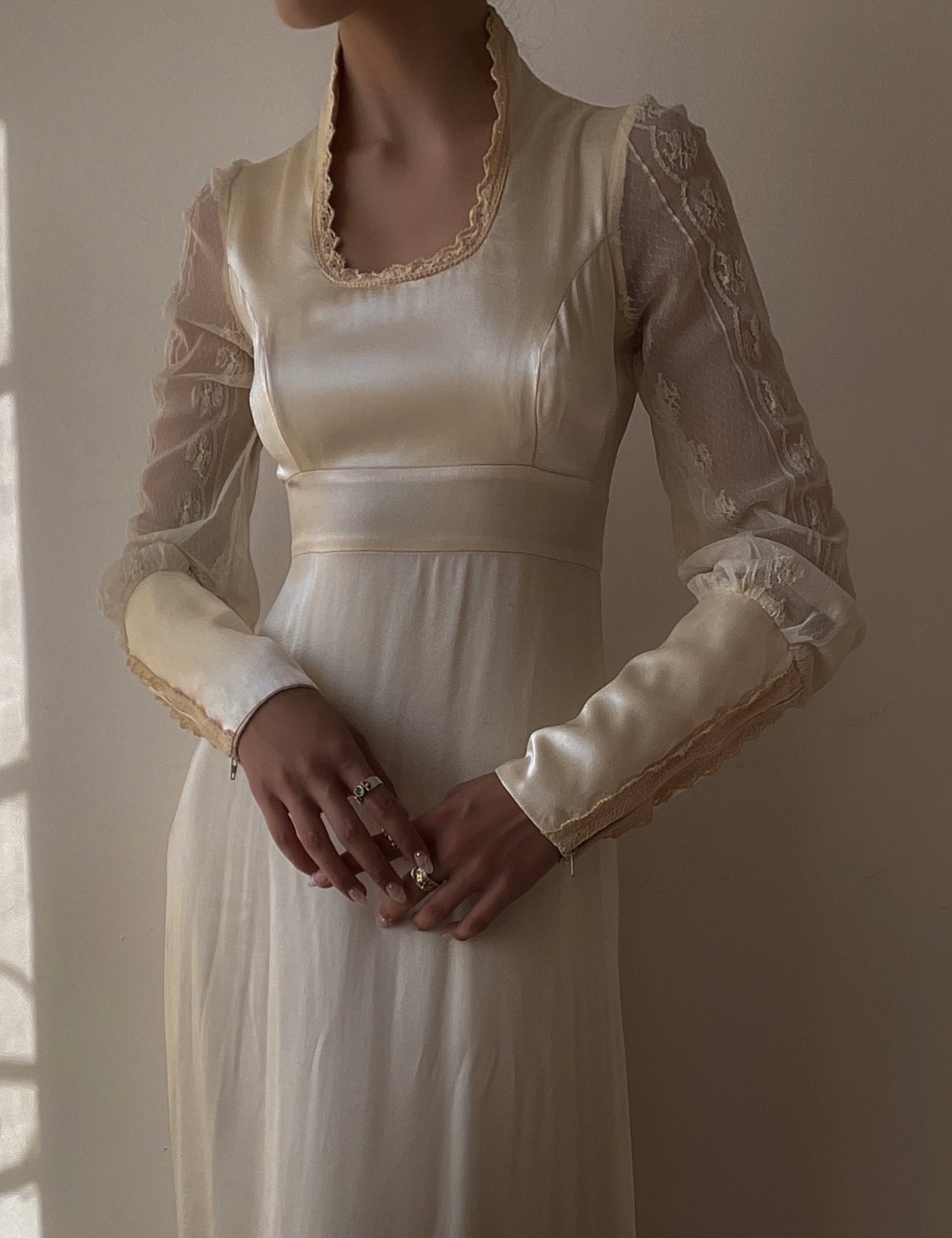 Gunne Sax Satin Bridal Gown (XS/S)