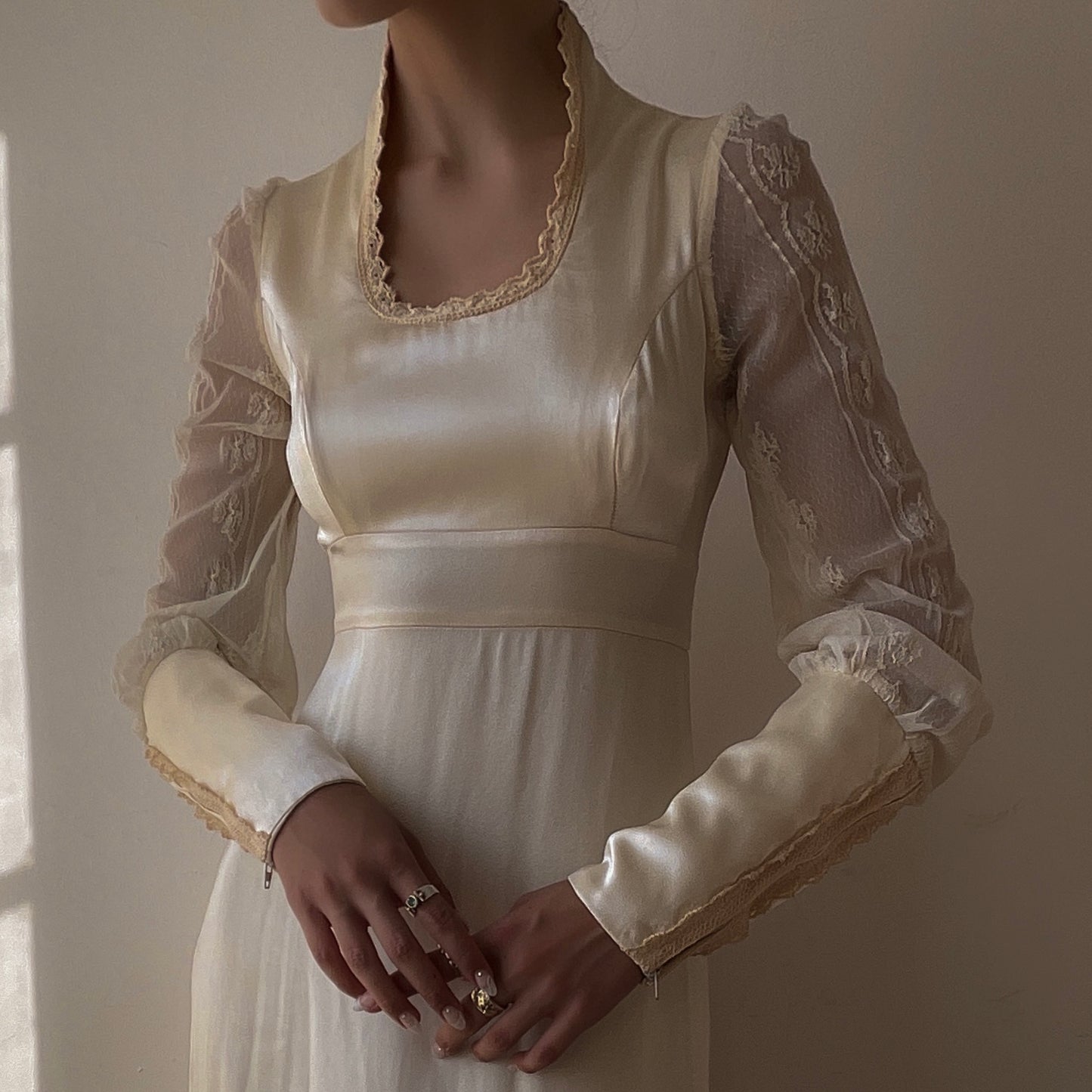 Gunne Sax Satin Bridal Gown (XS/S)