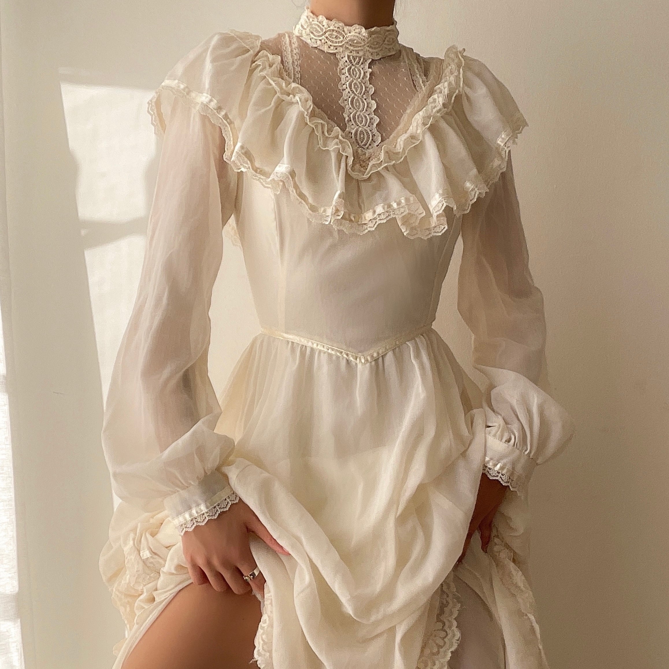 Gunne Sax Ruffle Gown (S) Gunne Sax Ruffle Gown (S)