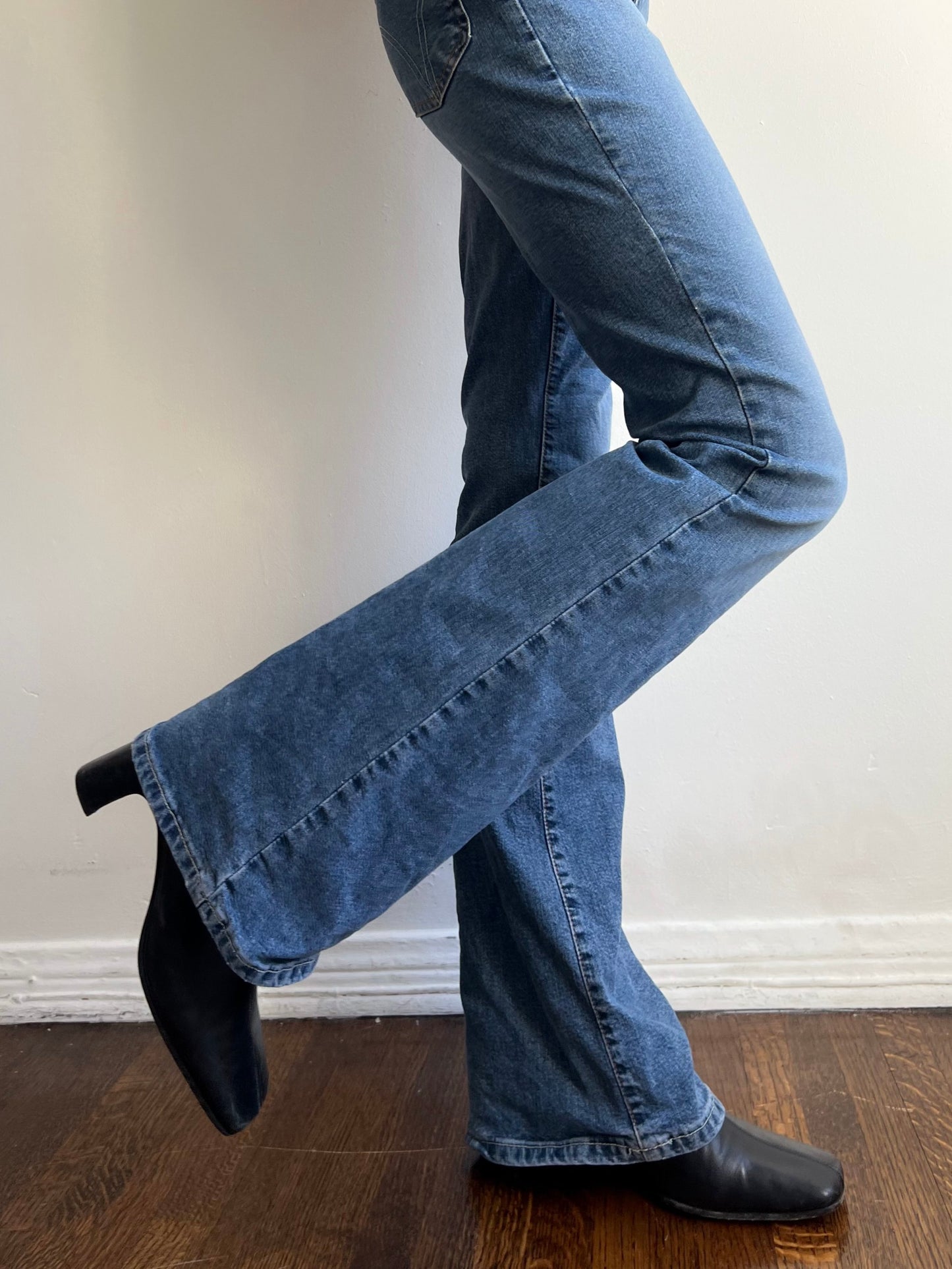 D&G Low Rise Flares (XS/S)