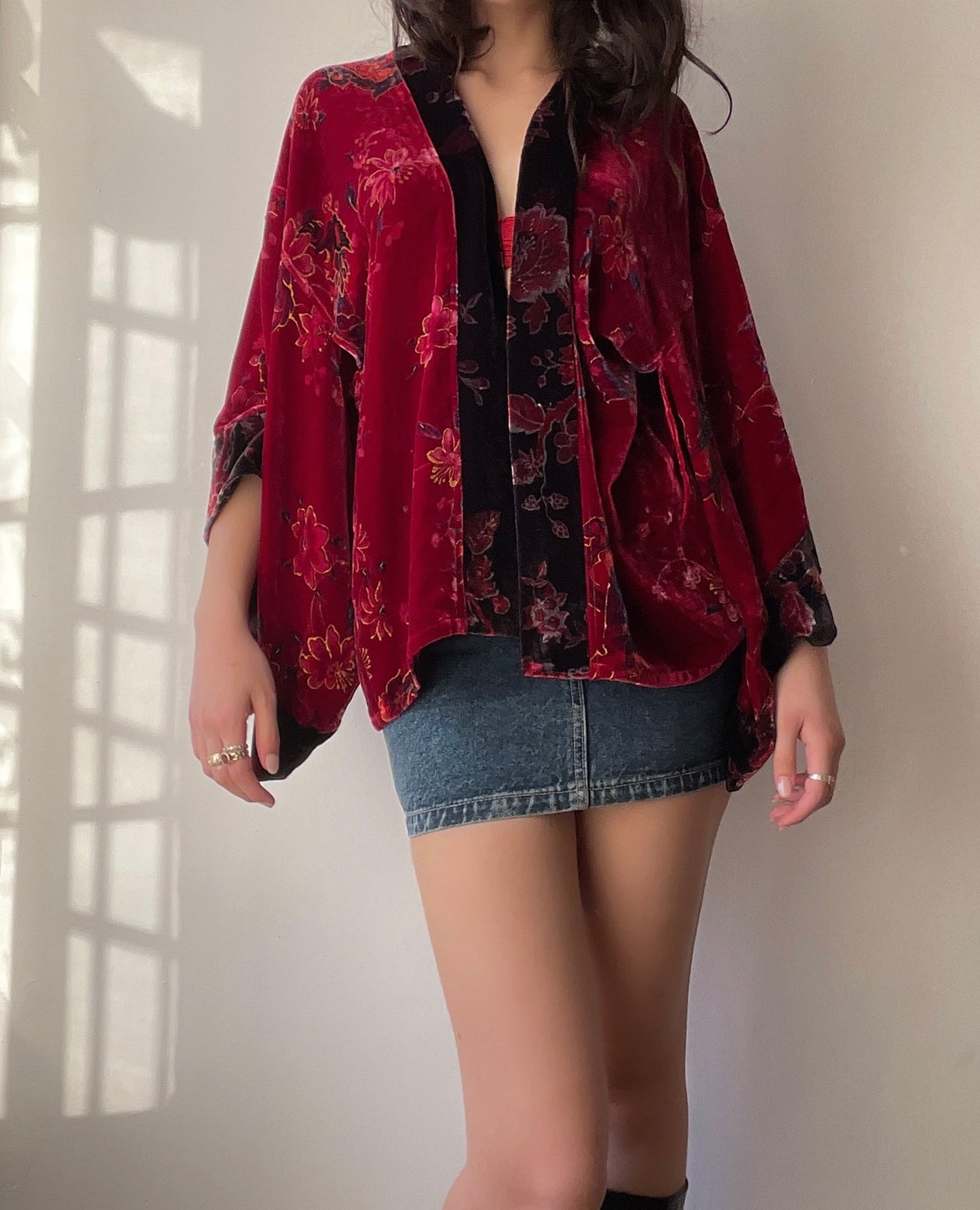 Cropped Velvet Throw (S/M)