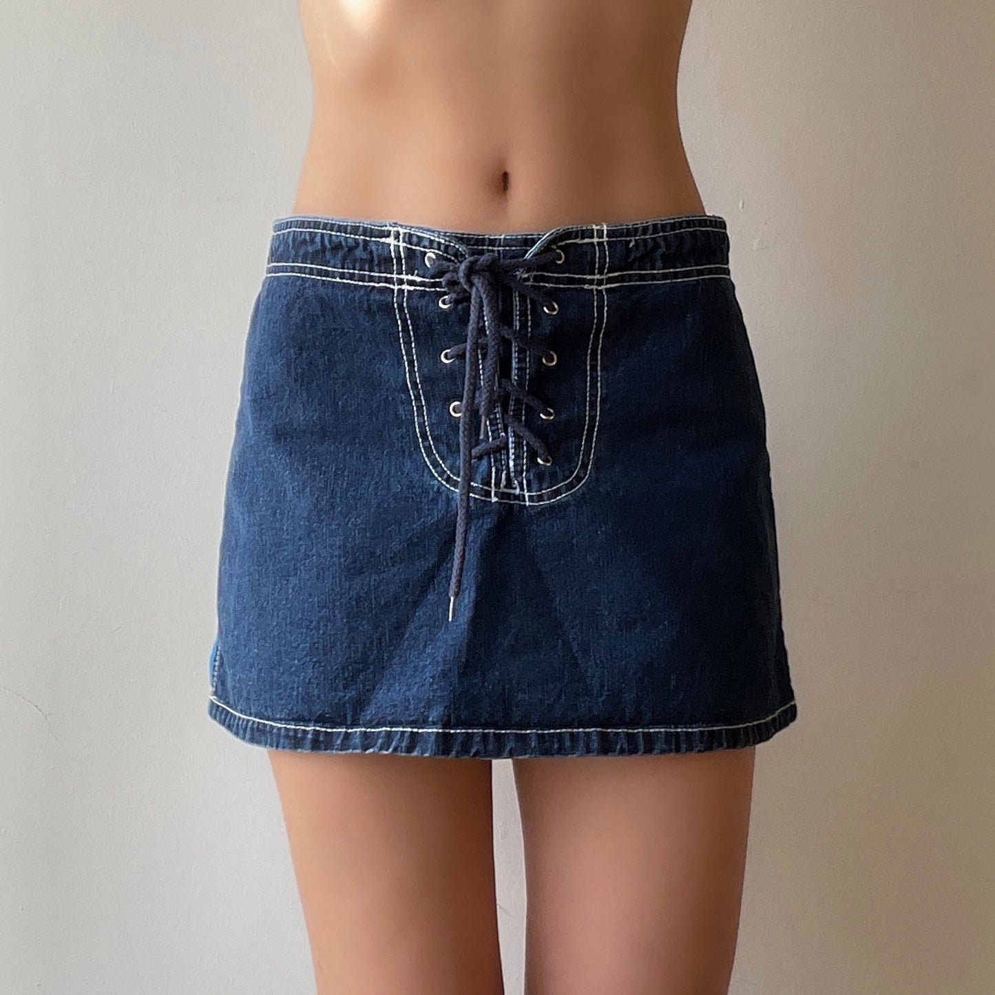 Lace-Up Mini Skirt (XS/S)