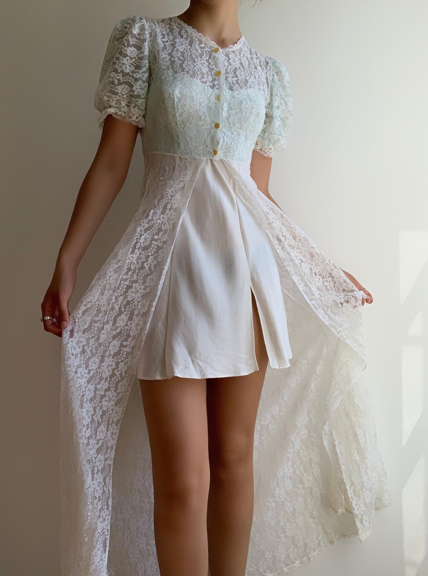 Lace Peignoir Duster (XS/S)