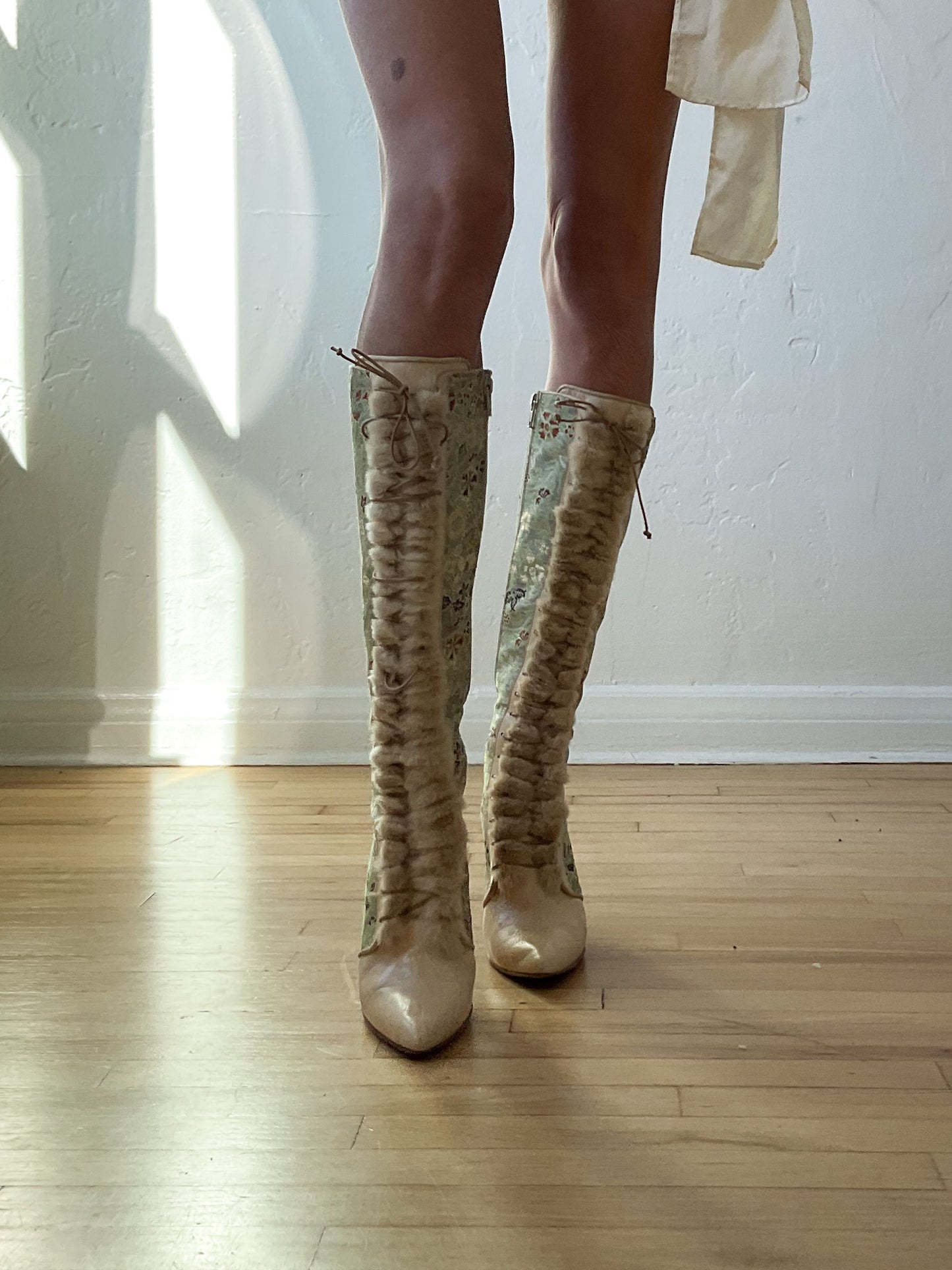 Tapestry Fur Boots (7.5 US)