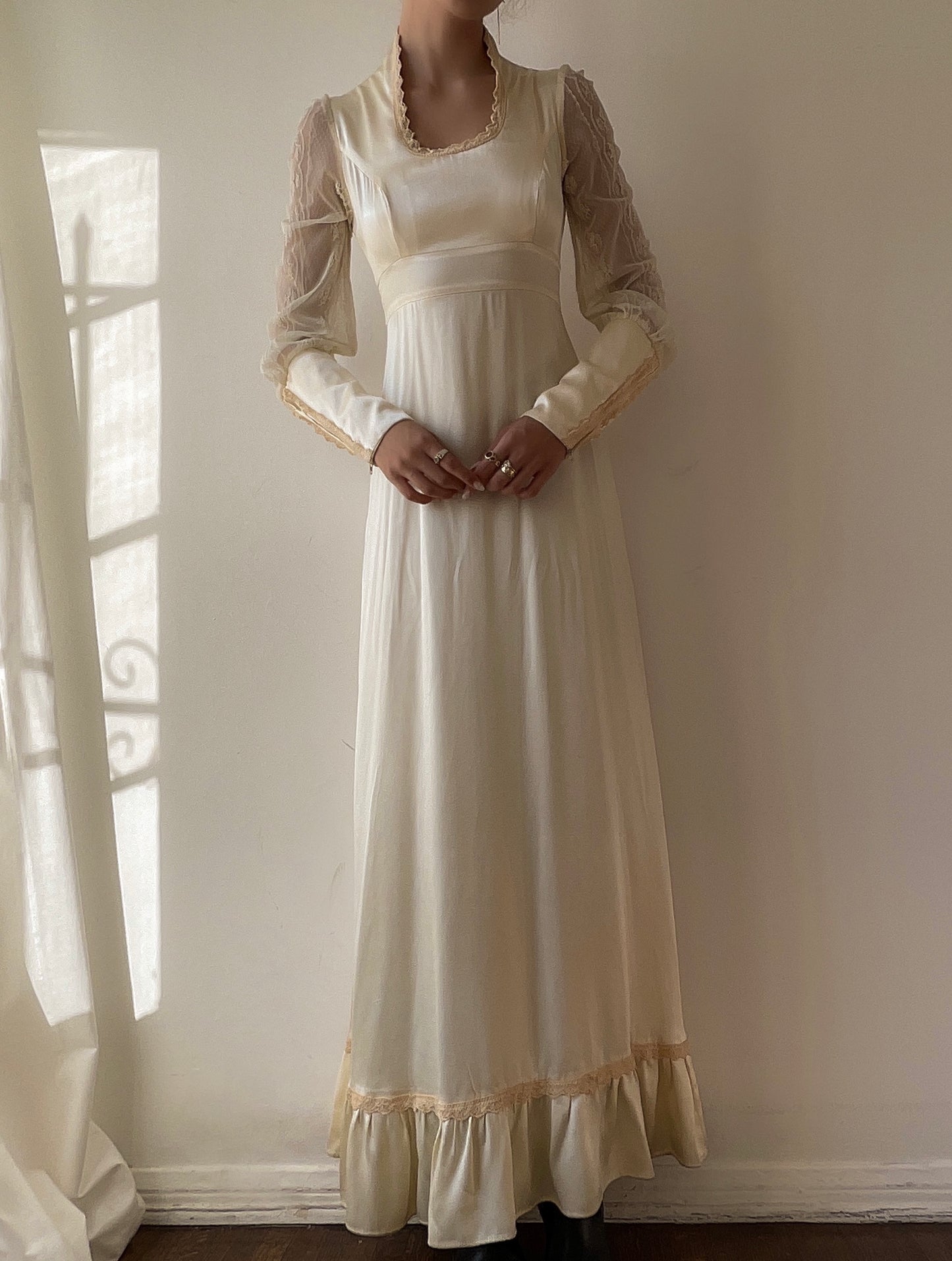 Gunne Sax Satin Bridal Gown (XS/S)