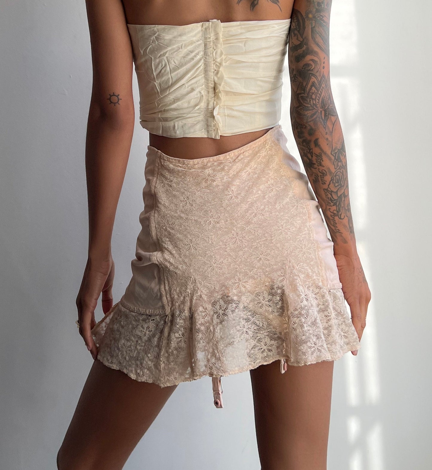 1960s Flirty Skirt (24")