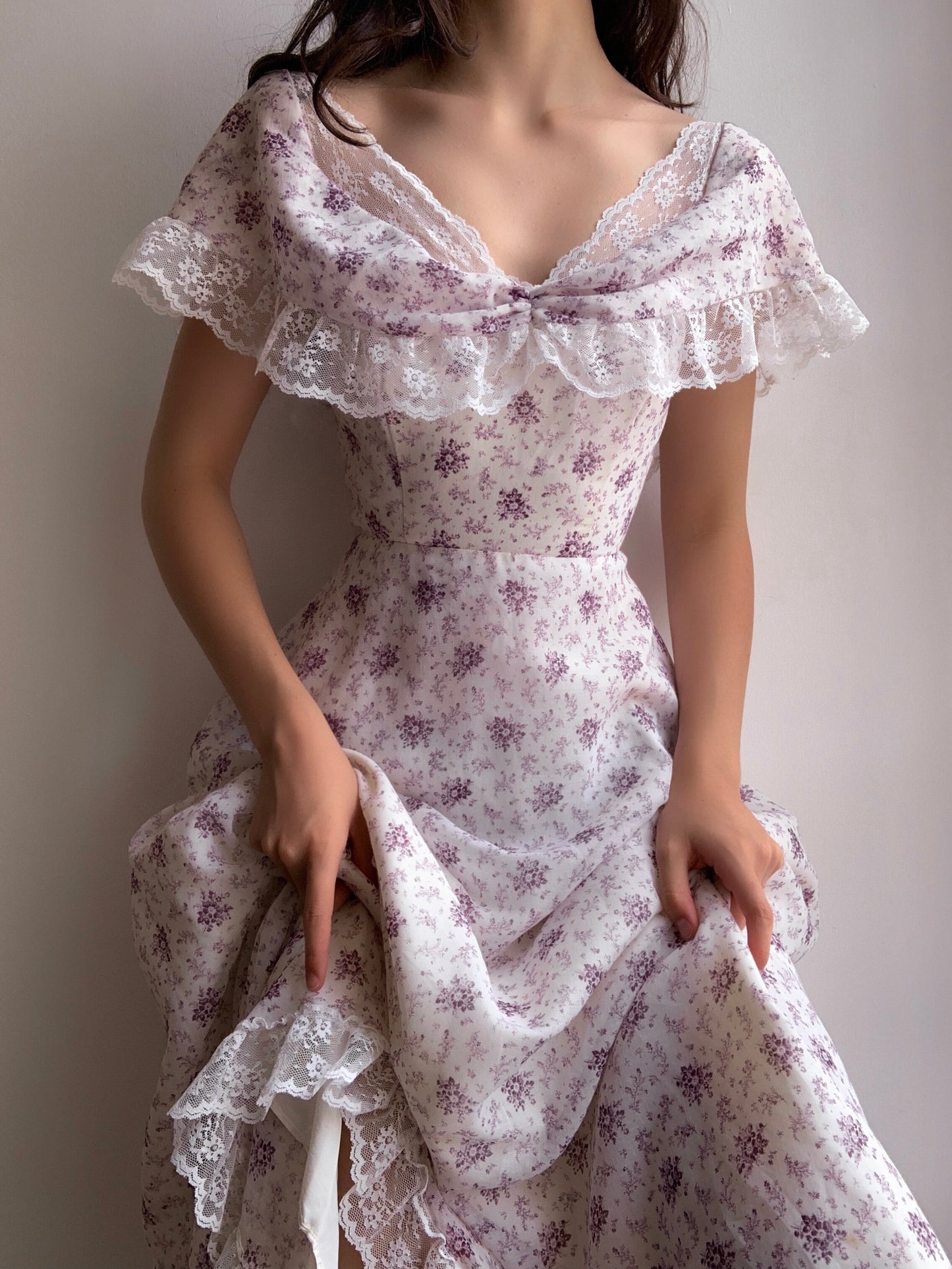 Cottage Floral Dress (XS/S)