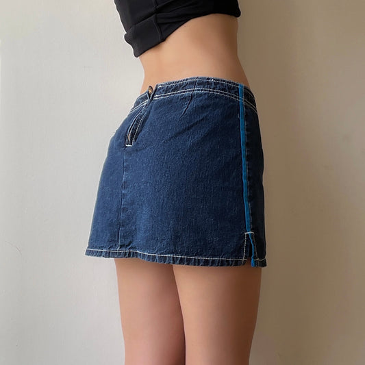 Lace-Up Mini Skirt (XS/S)